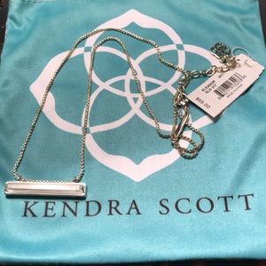 Eleanor gold necklace